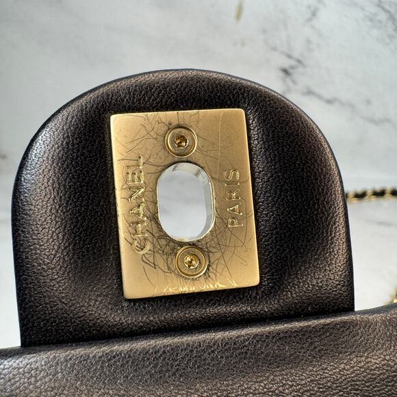 Chanel Pearl Flap Bag Paris-Dubai Pearly 15C WOC Wallet On Chain Crossbody CC - Picture 11 of 14